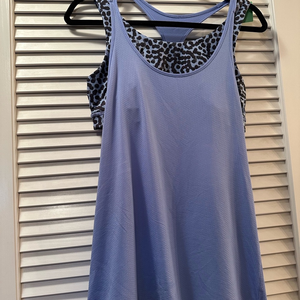 Lululemon tank